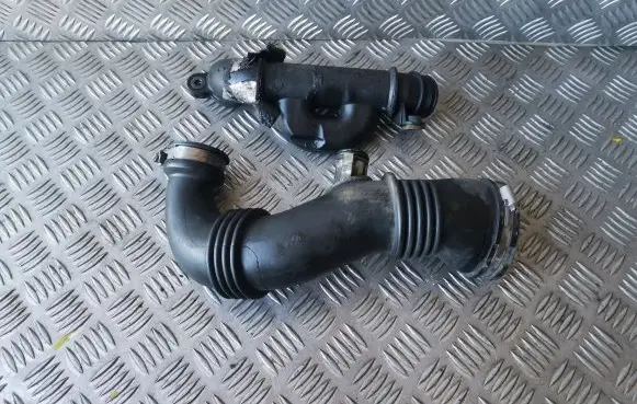 Citroen C4 I Intercooler hose/pipe 9656953680 003524