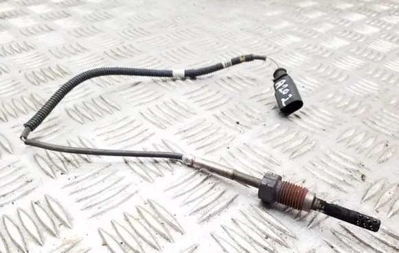 Volkswagen Transporter - Caravelle T5 Lambda probe sensor 070906088AC