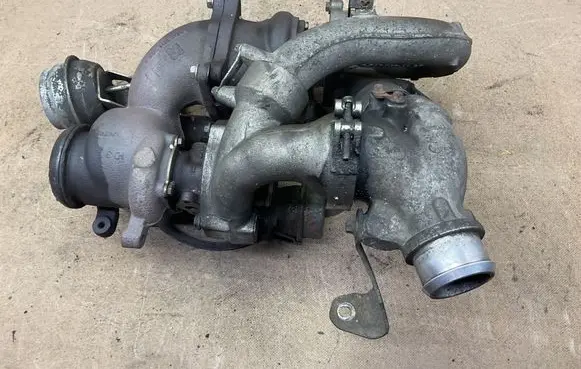 Mercedes-Benz Sprinter W906 Turbo 53041019077 GS03365
