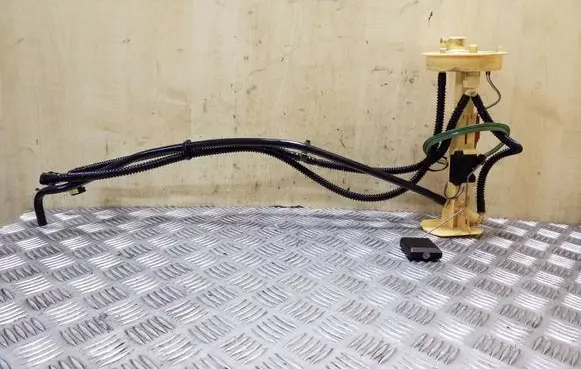 BMW X5 E70 Fuel level sensor 7164316