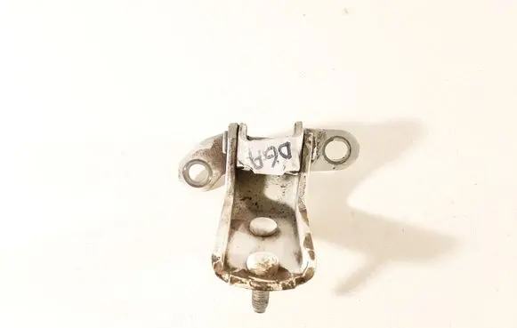 Toyota Avensis T220 Rear door lower hinge