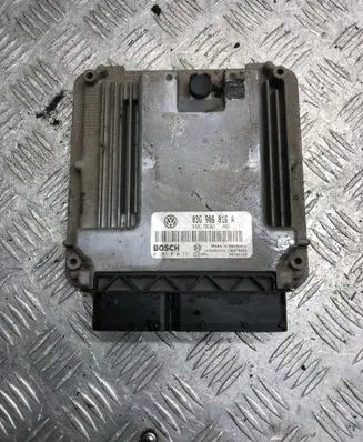 Volkswagen Touran I Engine control unit/module 03G906016A 0281010731