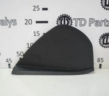 Dashboard side end trim