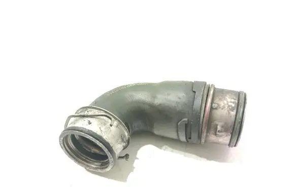 Volkswagen Golf V Intercooler hose/pipe 1T0145790B