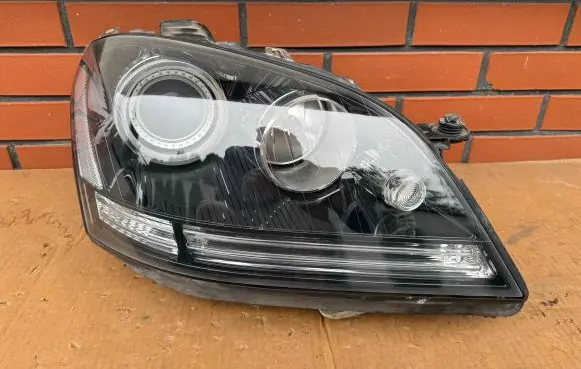Mercedes-Benz ML AMG W164 Headlight/headlamp