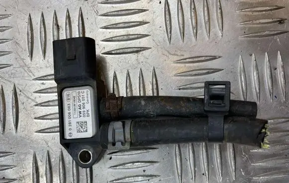 Audi A1 Exhaust gas pressure sensor 0281006083