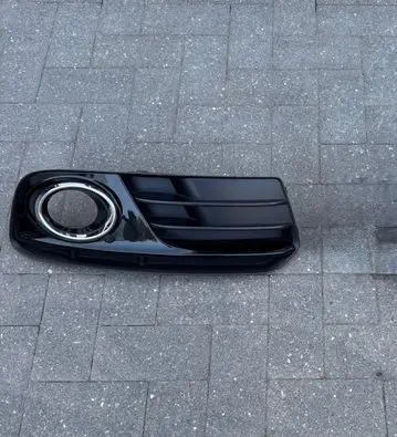 Audi Q5 SQ5 8R Front bumper lower grill 8R0807682