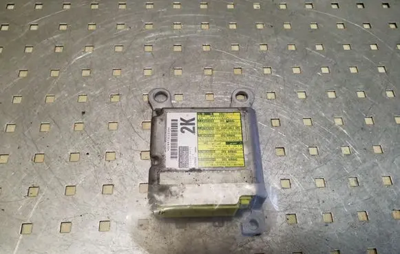 Toyota RAV 4 (XA30) Airbag control unit/module 8917042210