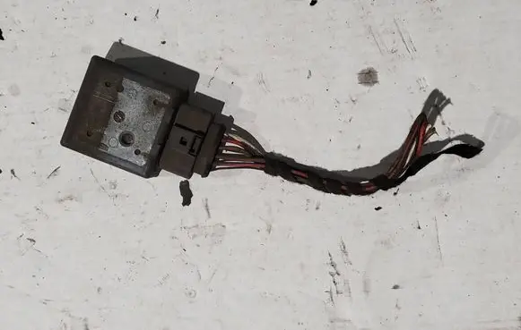 Volkswagen Golf VII Fuel injection pump control unit/module 5Q0906121G