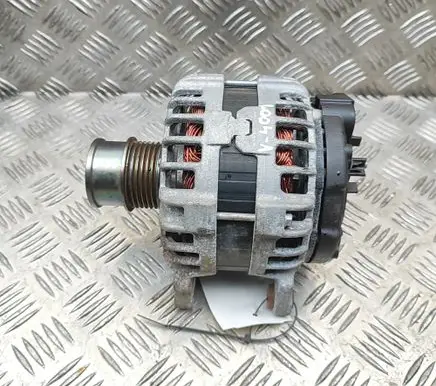 Volkswagen PASSAT B8 Generator/alternator 04C903023L