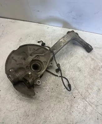 Audi A4 S4 B7 8E 8H Front wheel hub spindle knuckle 8E0407242J