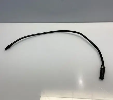 Mercedes-Benz E W211 Engine coolant pipe/hose A2115010325 2115010325