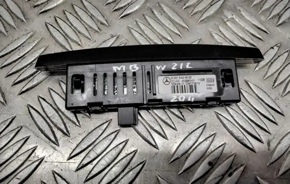 Mercedes-Benz E W212 Parking PDC sensor display screen A0015424623