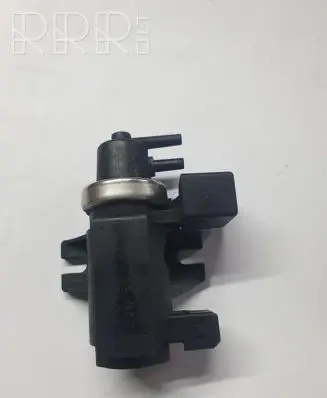 BMW 5 E39 Turbo solenoid valve