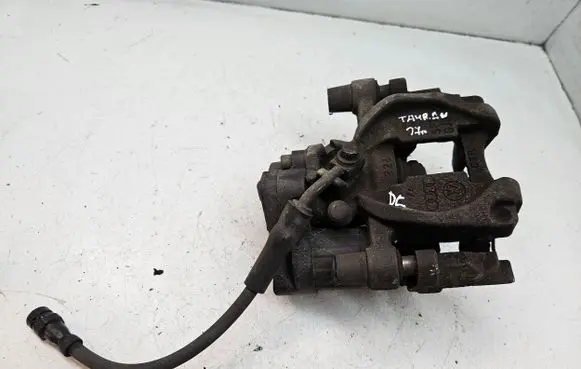 Volkswagen Touran III Rear brake caliper 5Q0615406