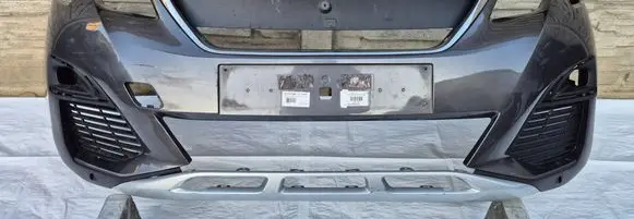 Peugeot 3008 II Front bumper 9815499077