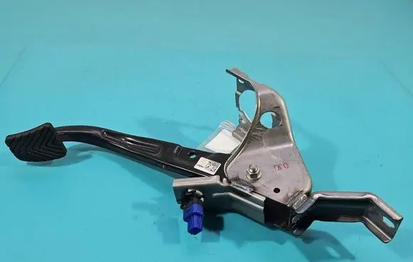 Hyundai Elantra VI Pedal assembly 32800-J3100H3 IMPRK1433548