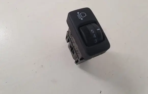 Lexus IS 220D-250-350 Headlight level height control switch