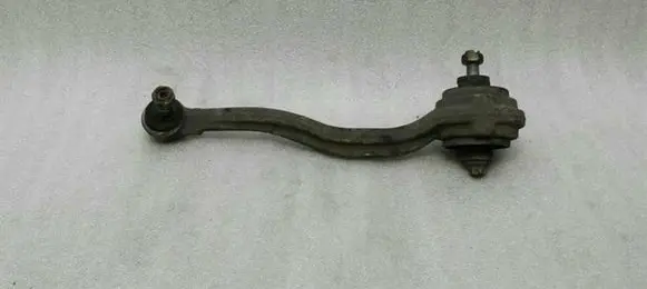 Mercedes-Benz C W204 Front control arm A2043308811
