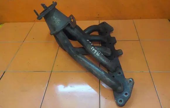 Volvo V70 Exhaust manifold 198A2