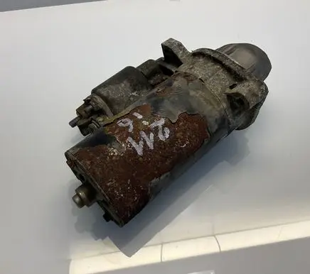 Mercedes-Benz E W211 Starter motor A0051516601 0051516601