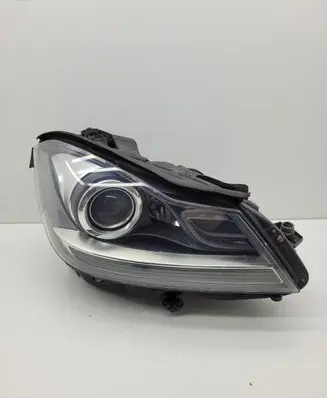 Mercedes-Benz C W204 Headlight/headlamp A2048204639