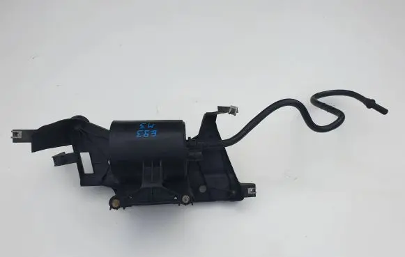 BMW M3 e92 Active carbon filter fuel vapour canister 6768644 52953010