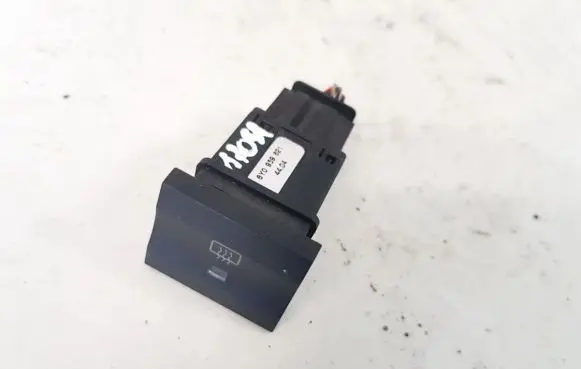 Skoda Fabia Mk1 (6Y) Windscreen/window heater switch 6y0959621