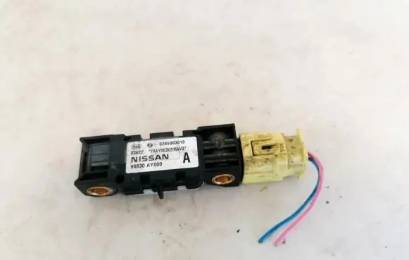 Nissan Almera N16 Airbag deployment crash/impact sensor 0285003019 98830ay000