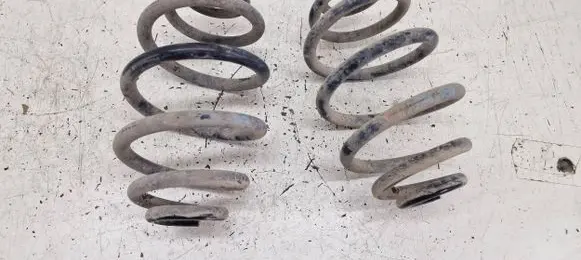 Volkswagen PASSAT B5 Rear coil spring