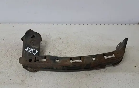 Honda CR-V Headlight/headlamp mounting bracket
