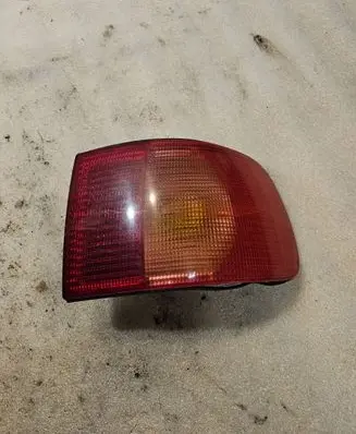 Audi A8 S8 D2 4D Rear/tail lights R292902
