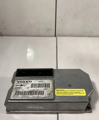 Volvo V70 Airbag control unit/module 8645271