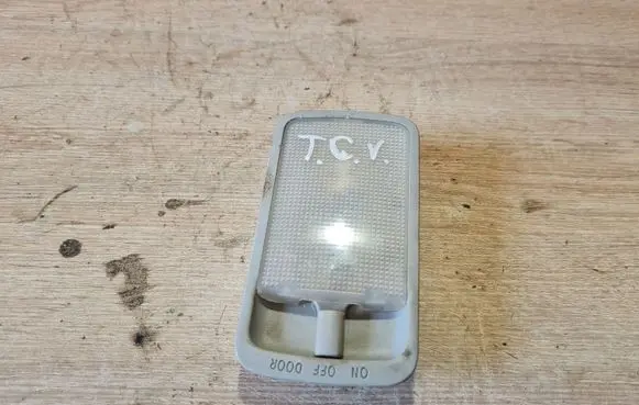Toyota Corolla Verso AR10 Rear seat light