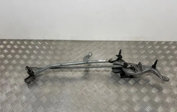 Front wiper linkage