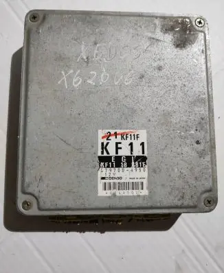Mazda Xedos 6 Engine control unit/module KF1118881E
