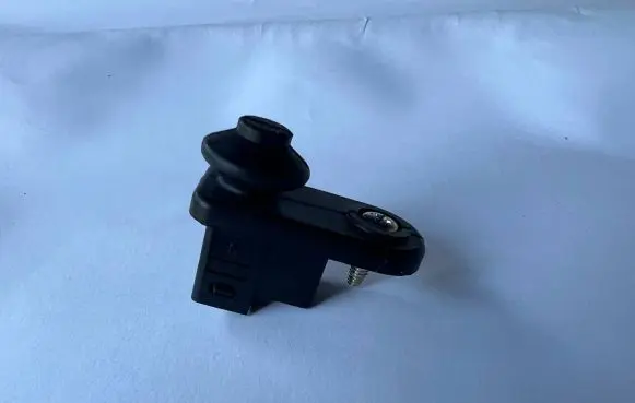 Mitsubishi Pajero Front door sensor 8608A145