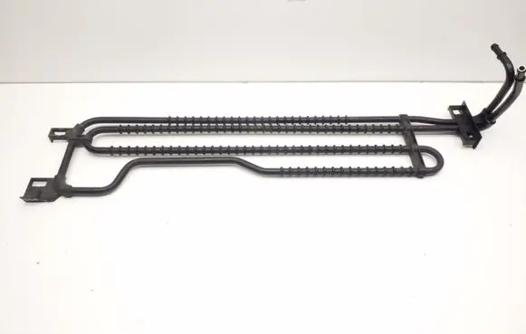 Mercedes-Benz E C207 W207 Power steering radiator A2044601024