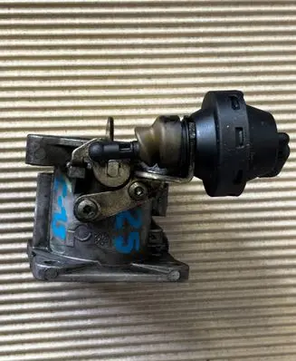 Alfa Romeo 159 Throttle body valve 46817373