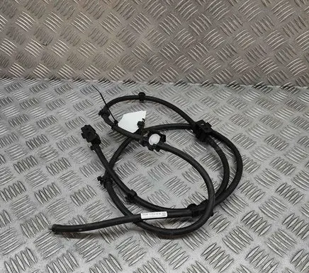 Windshield washer spray nozzle