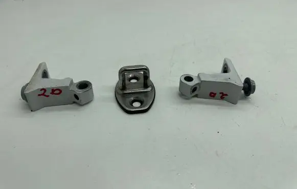 Audi A8 S8 D4 4H Rear door hinge set 4H0831402 3711003S