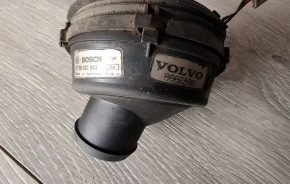Volvo V70 Engine control unit/module fan 8666595 0130002843