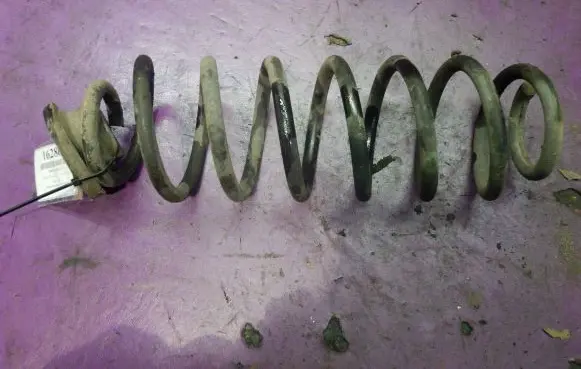 Skoda Octavia Mk1 (1U) Rear coil spring