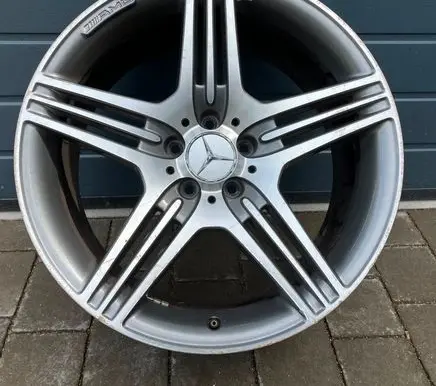 Mercedes-Benz SL R230 R19 alloy rim A2304015502
