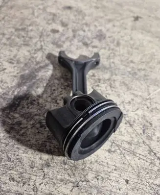 Piston