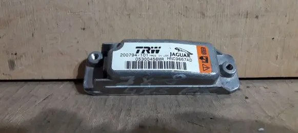 Jaguar XJ X308 Airbag deployment crash/impact sensor HNC9667AD 200794101