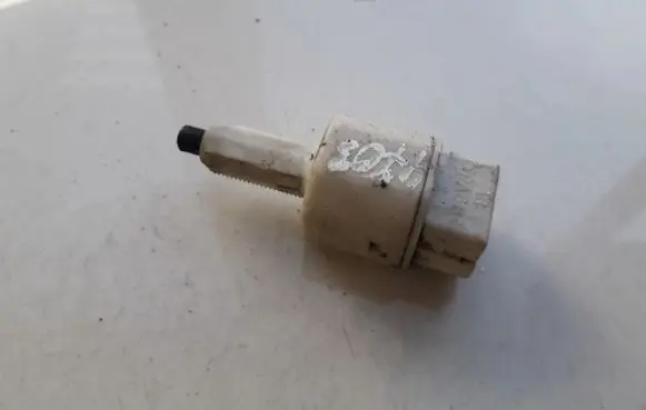Brake pedal sensor switch