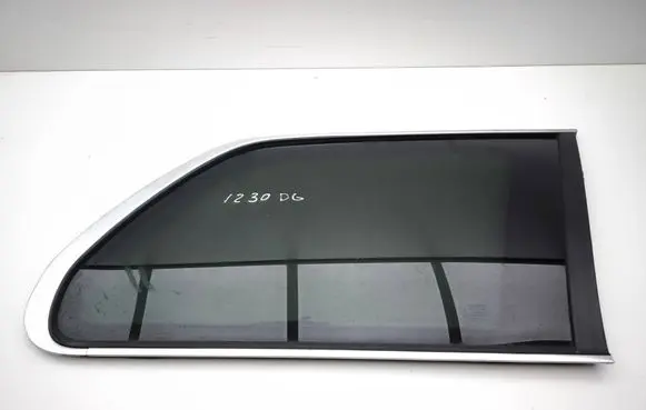 Volvo XC90 Rear side window