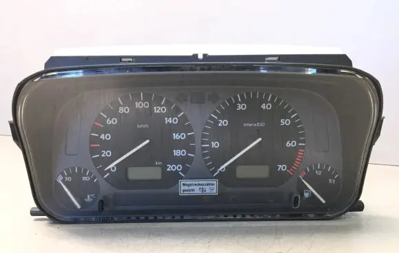 Volkswagen Golf III Speedometer (instrument cluster) 1H0919860
