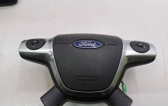 Ford C-MAX II Steering wheel airbag AM51R042B85BEW 668E10575099